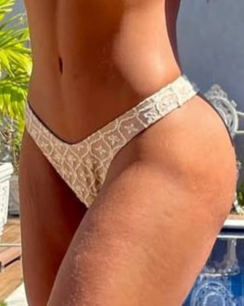 Calcinha Fio Empina Texturizada Villa Beige