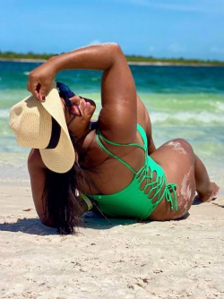 Mai� Hailey Verde Bandeira