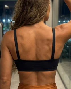 Top Fitness Dani Preto Poliamida