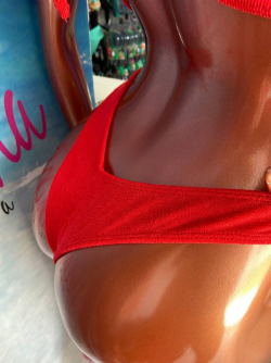 Calcinha Fio Empina Velvet Vermelho