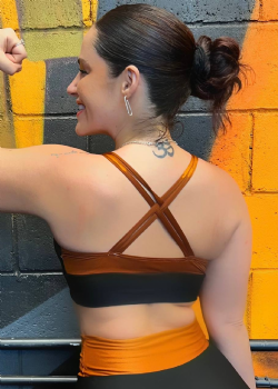 Top Fitness Multiformas Preto/Terracota