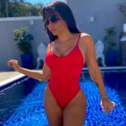 Mai� Empina bumbum Firenze vermelho